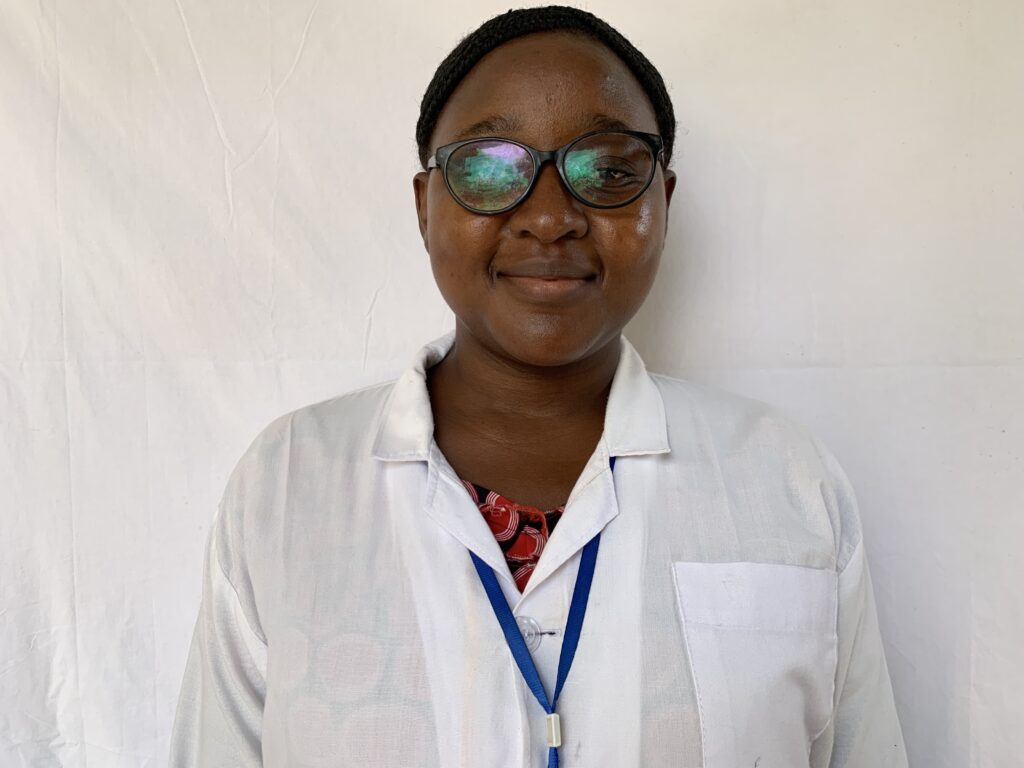 Mrs Gouanwou epouse Bouwe Estelle